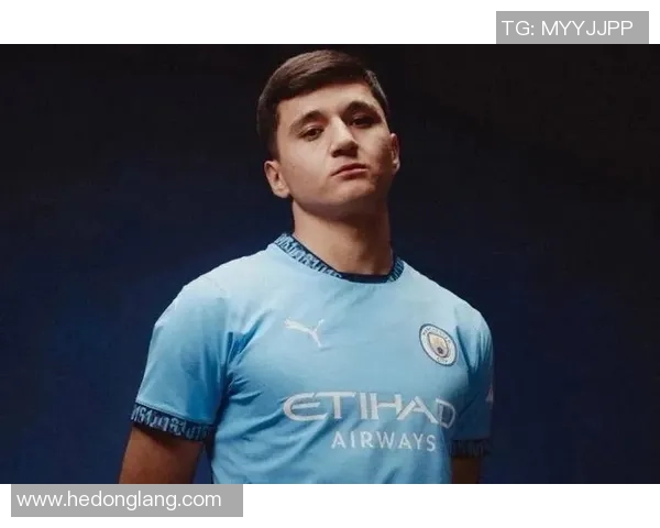 暖心足球球星排行榜:这些球员因关爱行动和慈善事业赢得了球迷的心 暖心足球球星排行榜:这些球员因关爱行动和慈善事业赢得了球迷的心