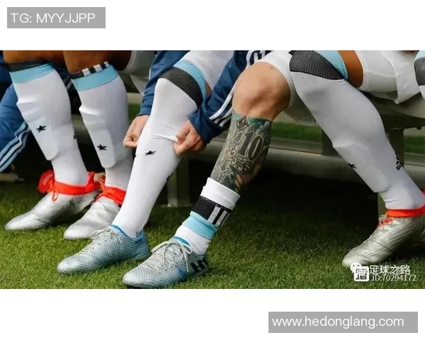 足球巨星十几年未换的球鞋背后隐藏的秘密与传奇故事